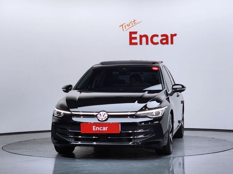 2025 Volkswagen Golf 2.0 TDI Prestige photo 3