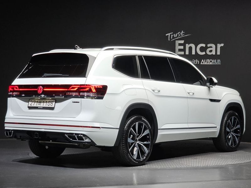 2025 Volkswagen 아틀라스 2.0 TSI R-LINE 7-Seater photo 2