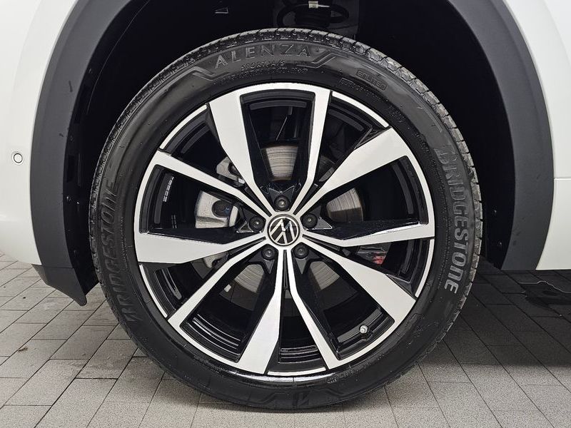 2025 Volkswagen 아틀라스 2.0 TSI R-LINE 7-Seater photo 5
