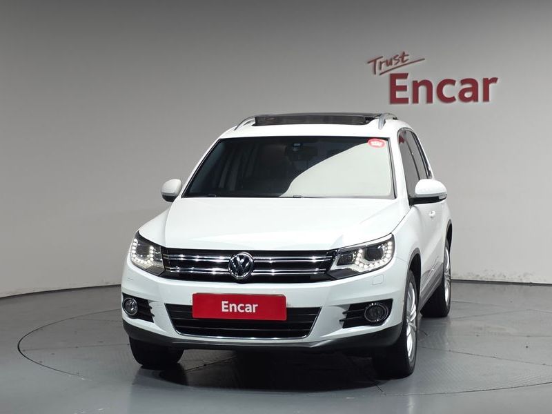 2014 Volkswagen Tiguan 2.0 TDI Premium 5N photo 3