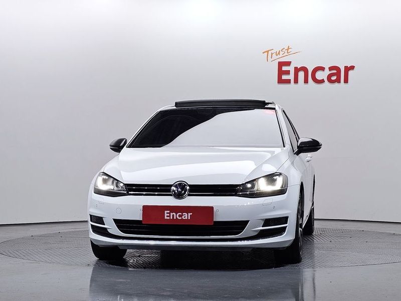 2016 Volkswagen Golf 2.0 TDI Premium photo 3