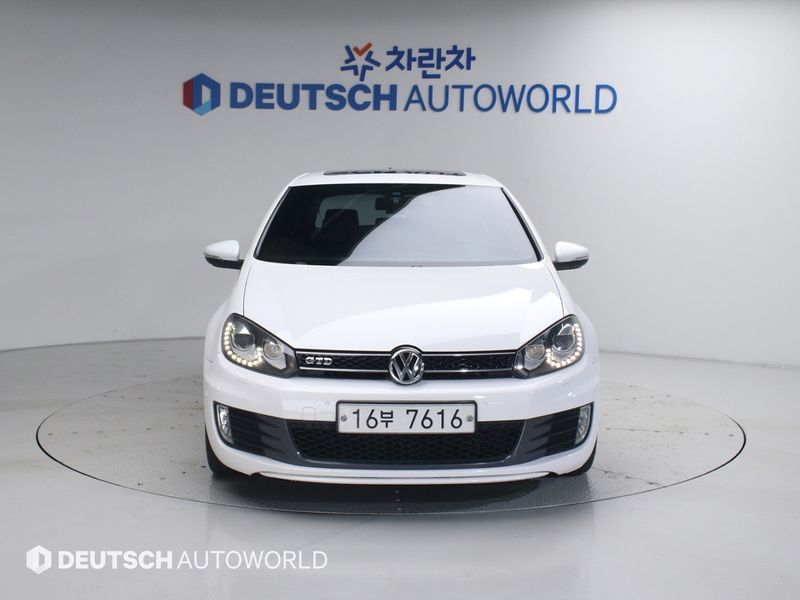 2012 Volkswagen Golf 2.0 GTD photo 3