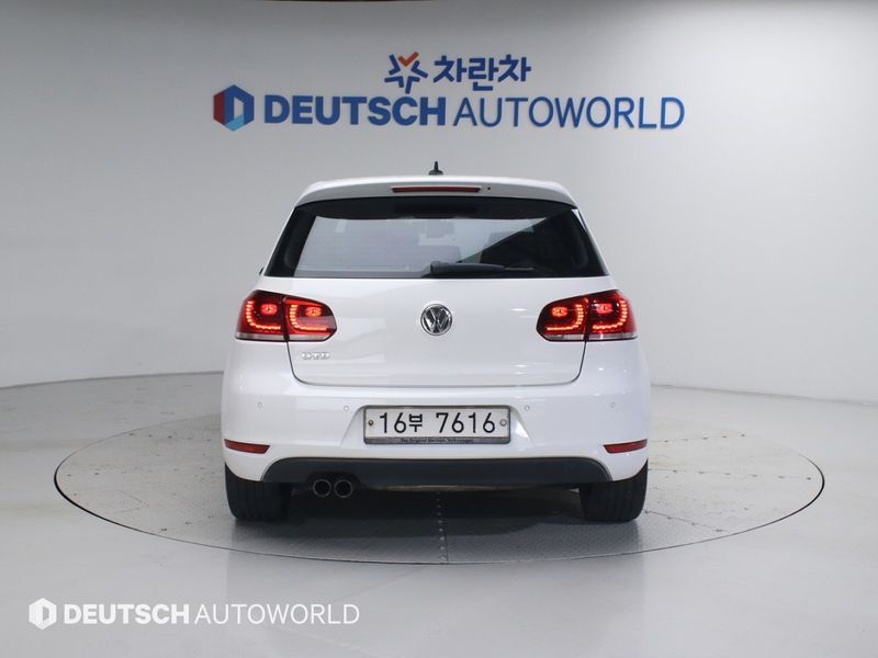 2012 Volkswagen Golf 2.0 GTD photo 4