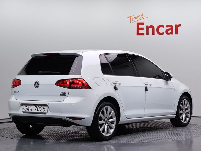 2015 Volkswagen Golf 1.6 TDI photo 2