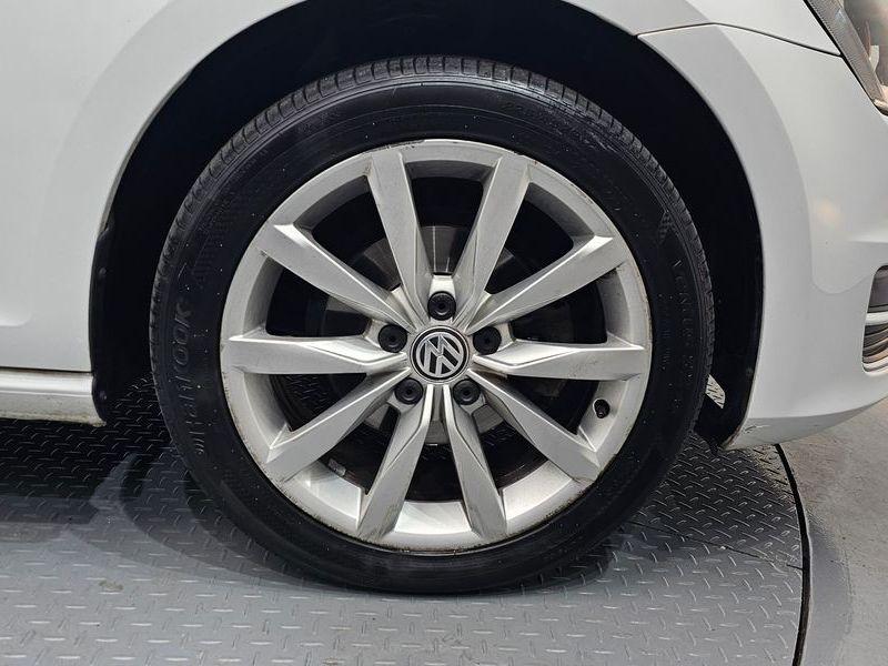 2015 Volkswagen Golf 1.6 TDI photo 5