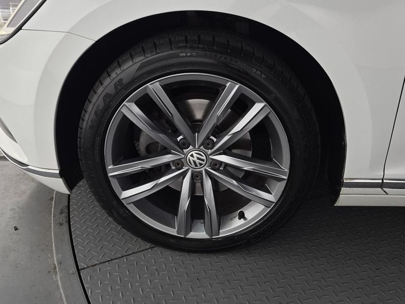 2018 Volkswagen Passat 2.0 TDI Prestige photo 5