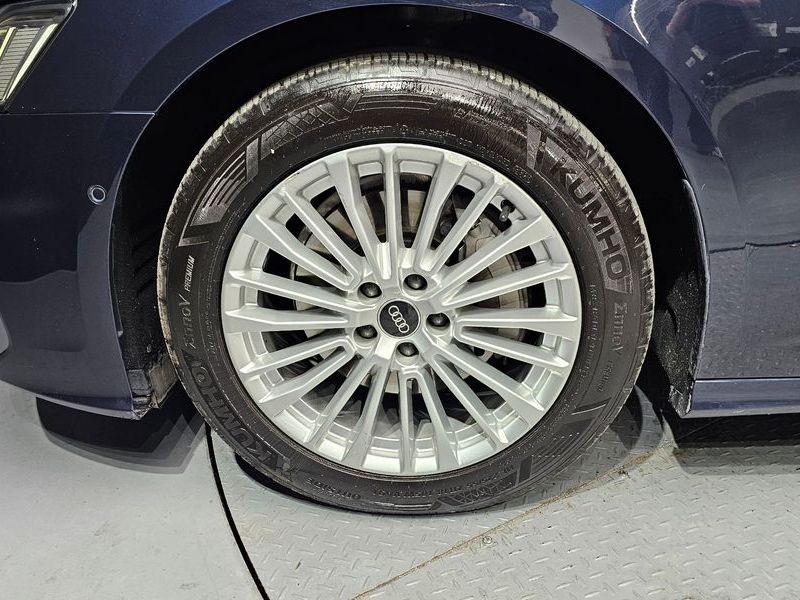 2021 Audi A6 45 TFSI Quattro Premium photo 5