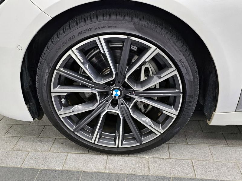 2021 BMW 7 Series 740i M Sport photo 5