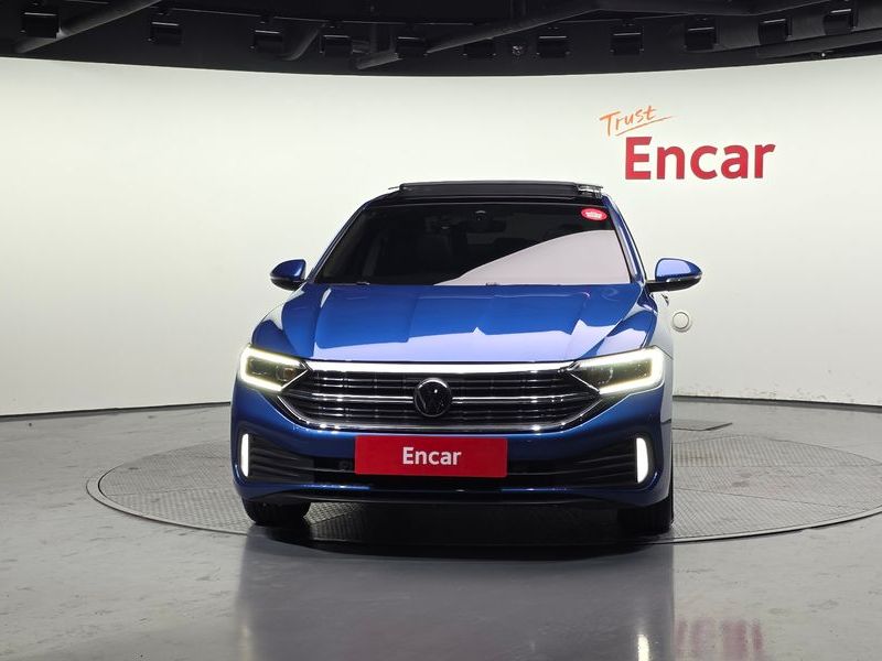 2024 Volkswagen Jetta 1.5 TSI Prestige photo 3