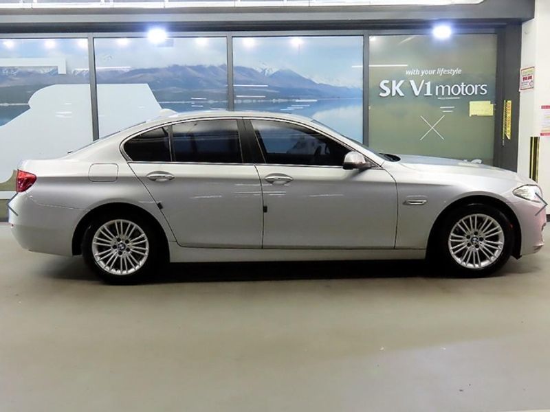 2014 BMW 5 Series 520d photo 3