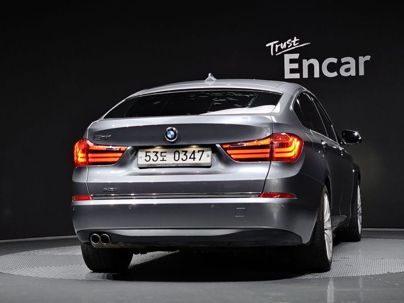 2014 BMW 5 Series GT 30d xDrive photo 4