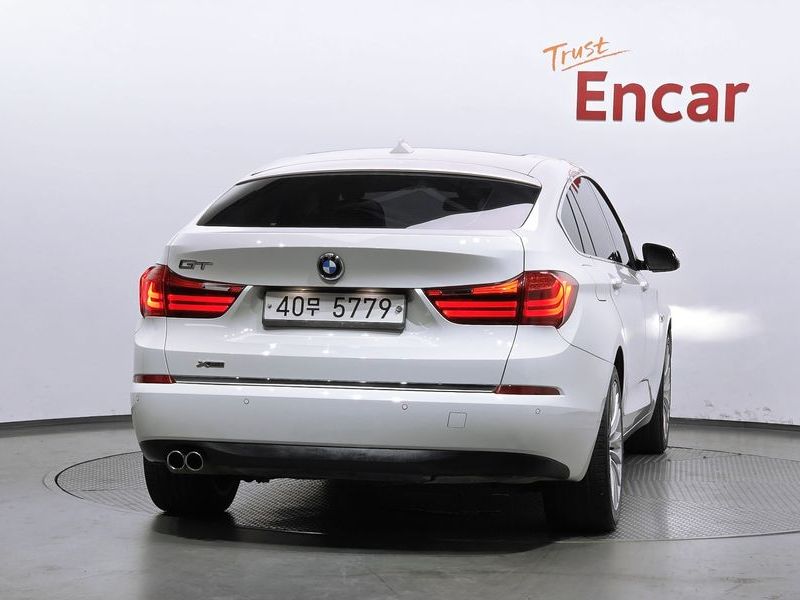 2015 BMW 5 Series GT 30d xDrive photo 4